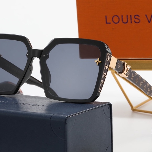 Louis Vuitton Accessories - Louis Vuitton Sunglasses